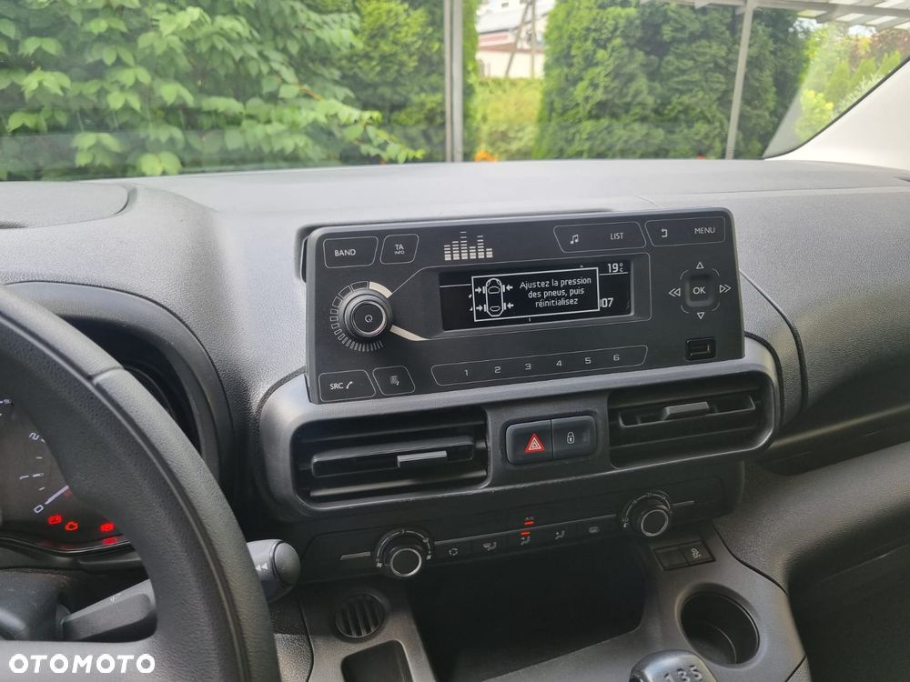 Citroën BERLINGO XL 1.5 BLUEHDI 100KM - LONG - 7