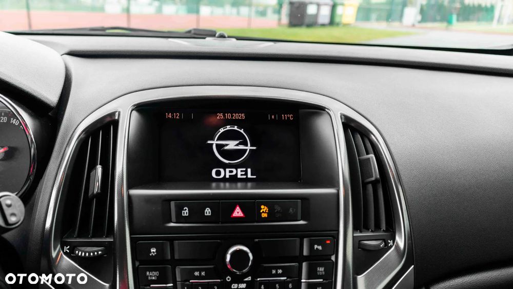 Opel Astra IV 1.4 T Cosmo S&S EU6 - 16