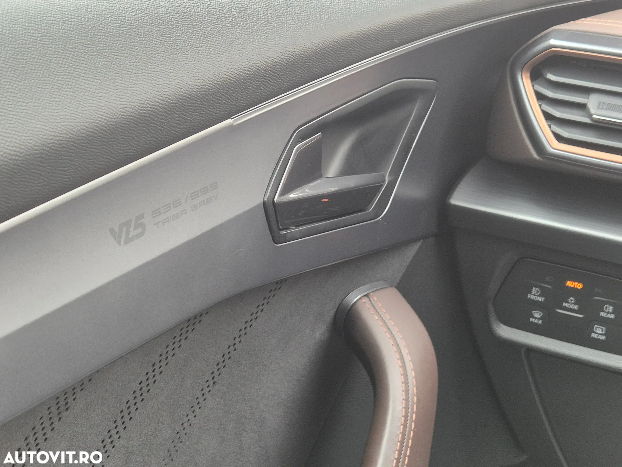 Cupra Formentor VZ5 2.5 TSI 4DRIVE DSG - 23