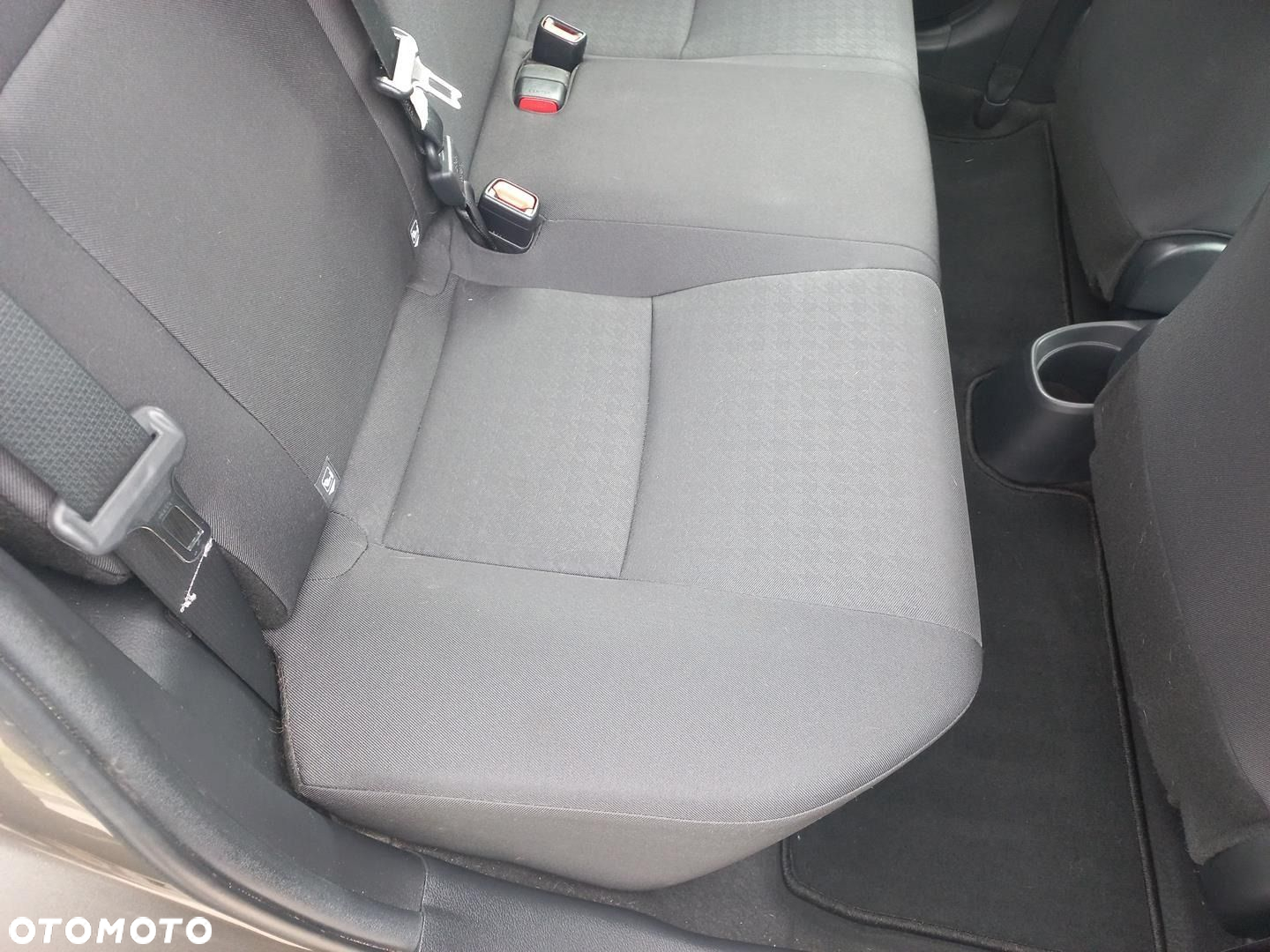 Toyota Yaris - 12