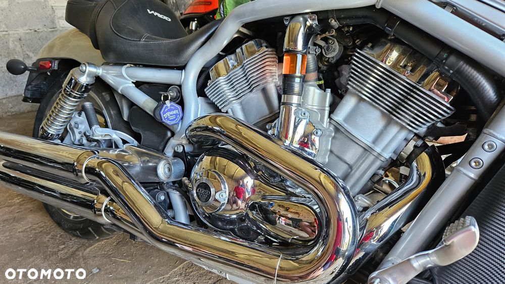 Harley-Davidson V-Rod Street Rod - 17
