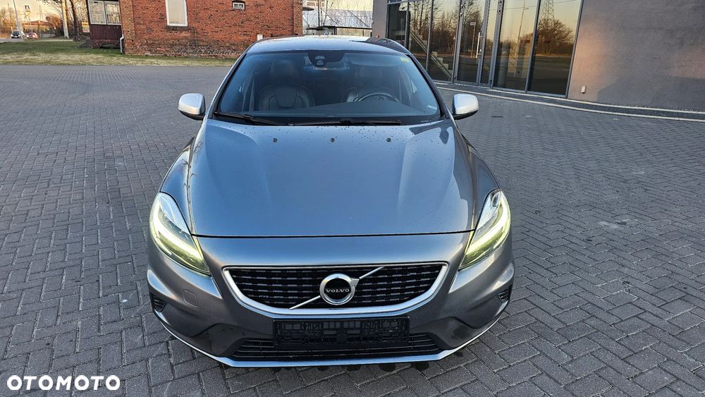 Volvo V40 D2 Drive-E R-Design Momentum - 38