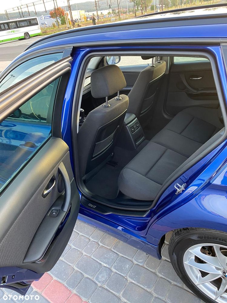 BMW Seria 3 320d DPF - 9