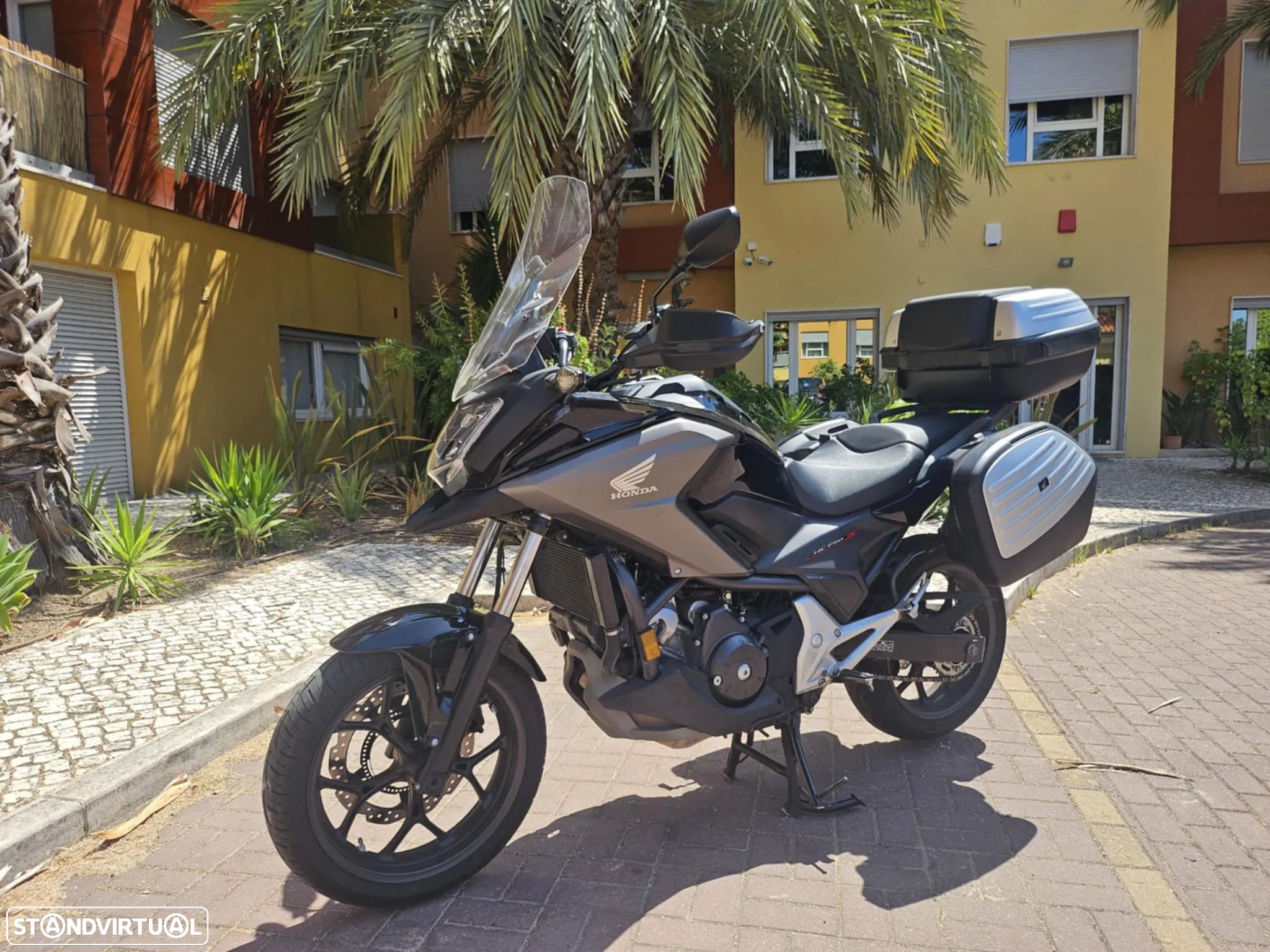 Honda NC750X DCT - 1