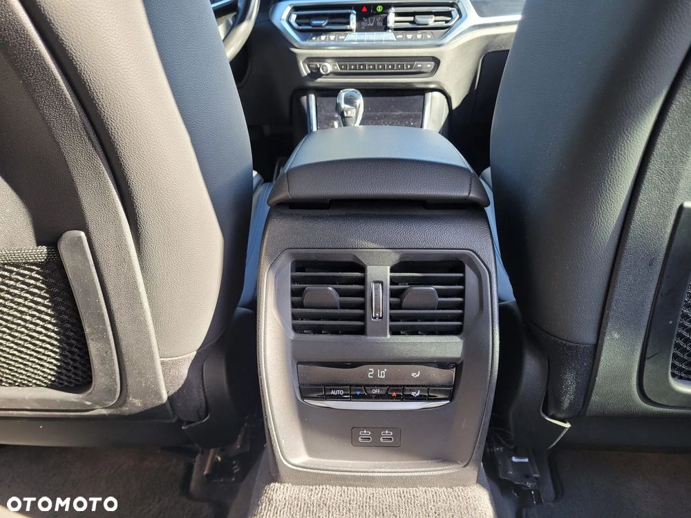 BMW Seria 3 - 21