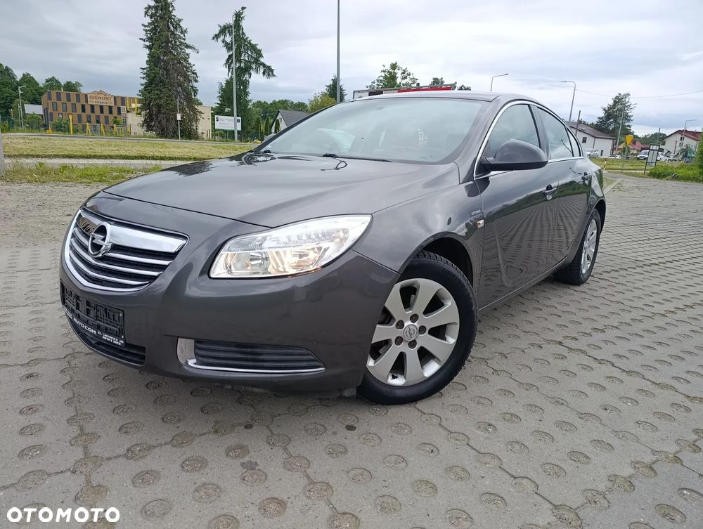 Opel Insignia 1.8 Edition - 1