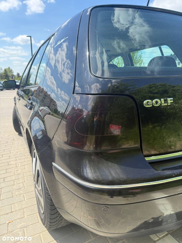 Volkswagen Golf - 11