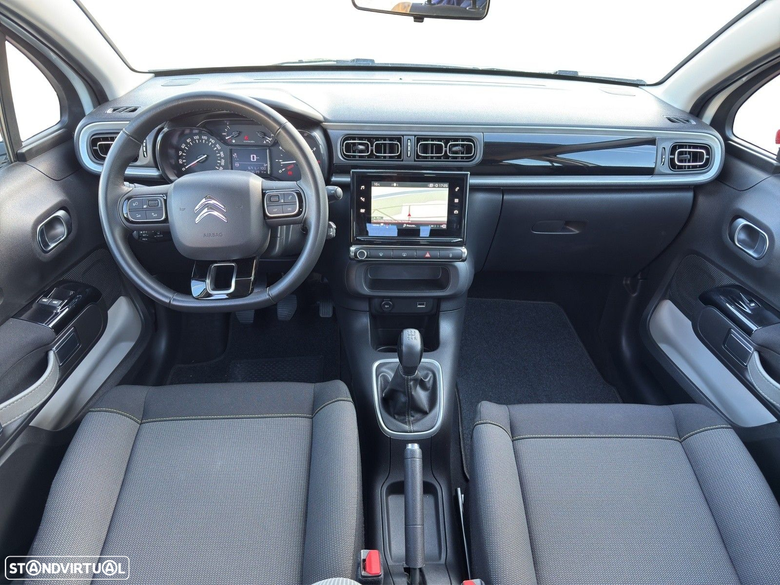 Citroën C3 Pure Tech Shine - 8