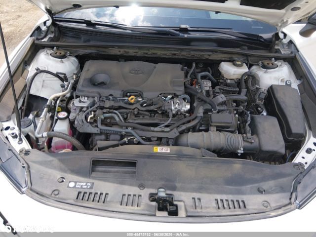 Toyota Camry 2.5 Hybrid Executive CVT - 14