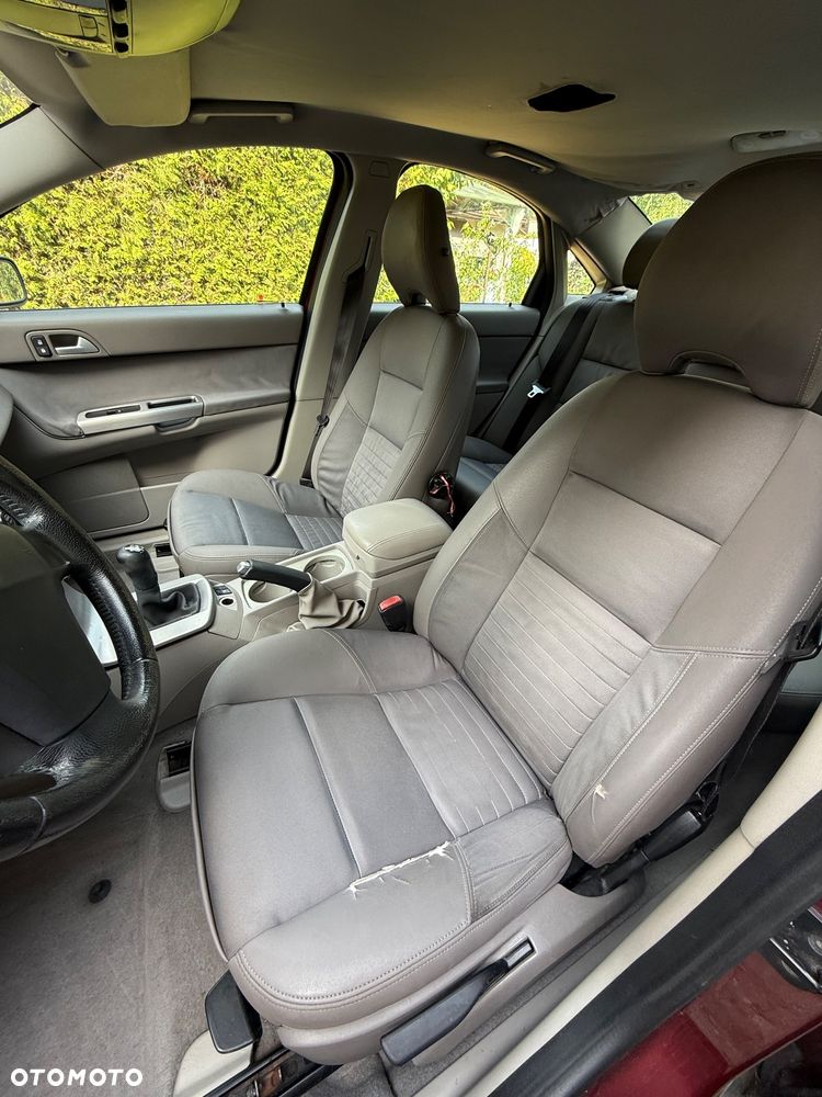 Volvo S40 2.0D Momentum - 10