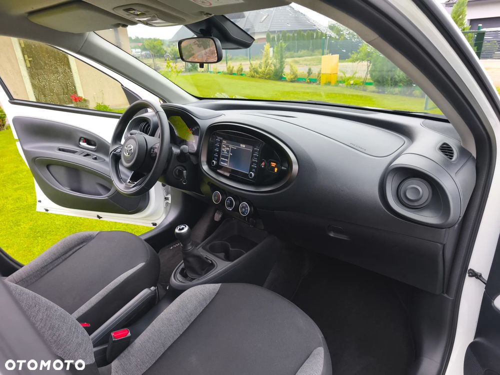 Toyota Aygo X 1.0 VVT-i Selection X-cite - 22