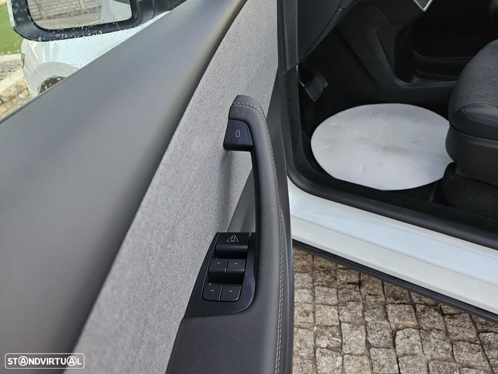 Tesla Model Y Tração Traseira - 16