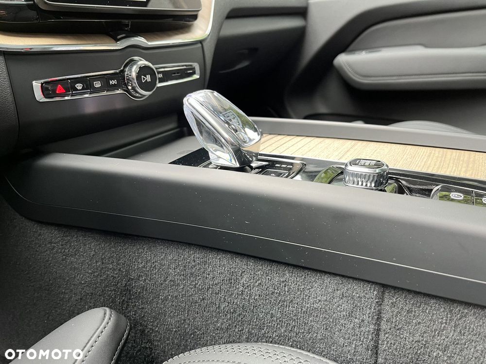 Volvo XC 60 - 15