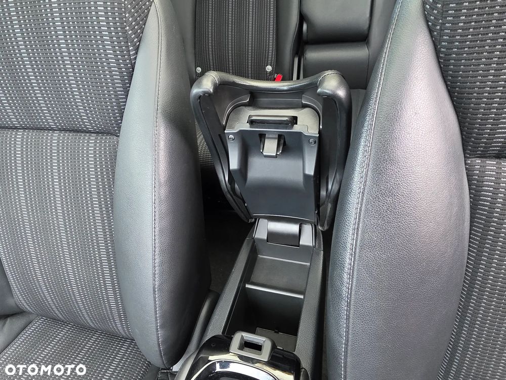 Honda HR-V 1.5 i-VTEC CVT Executive - 28