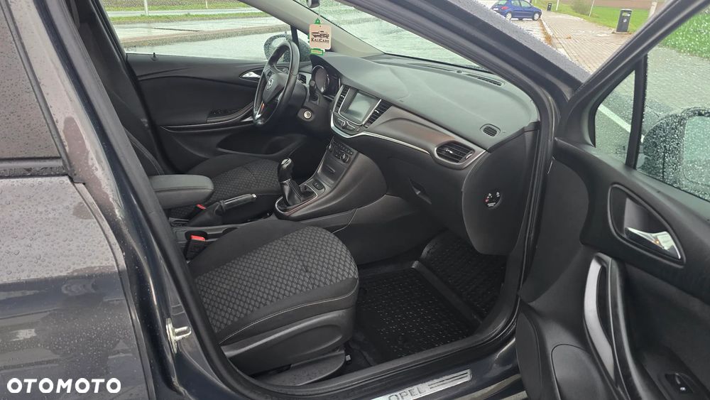Opel Astra 1.4 T Enjoy - 9