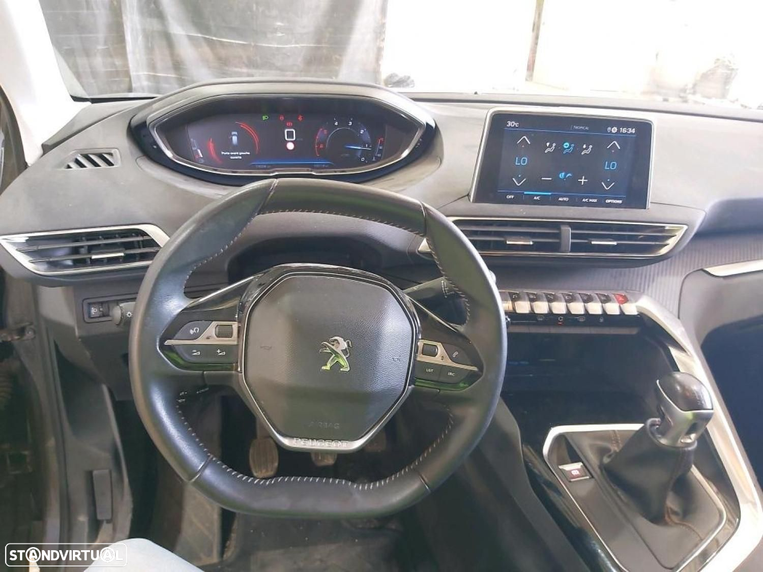 Peugeot 3008 1.5 BlueHDi Active - 8