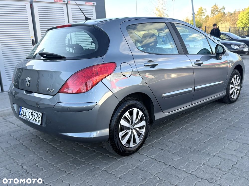 Peugeot 308 - 4