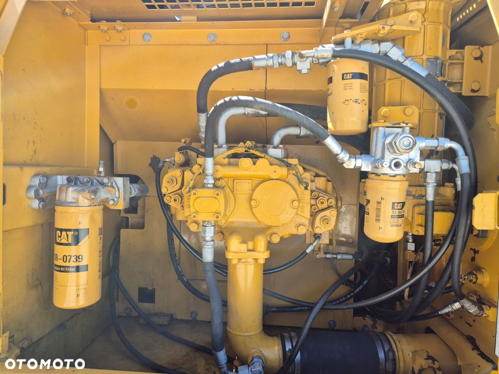 Caterpillar 330 D2L / KOPARKA GĄSIENICOWA / ODSWIEŻONA / 3 ŁYŻKI w ZESTAWIE + ZRYWAK / MOŻLIWOŚĆ TRANSPORTU EU / W PEŁNI SPRAWNA / KAMERY 360 / GPS - 28