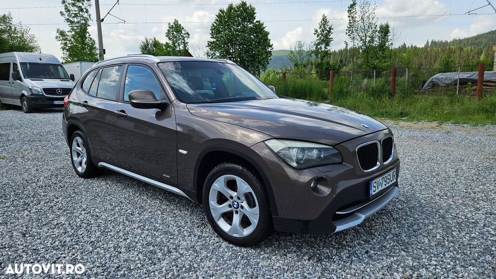 BMW X1 xDrive18d Aut. Sport Line - 1