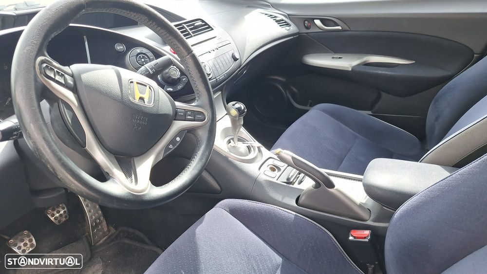 Honda Civic 2.2 i-CTDi Executive - 7