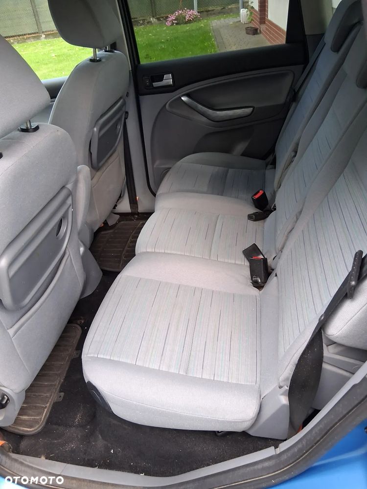 Ford C-MAX - 11