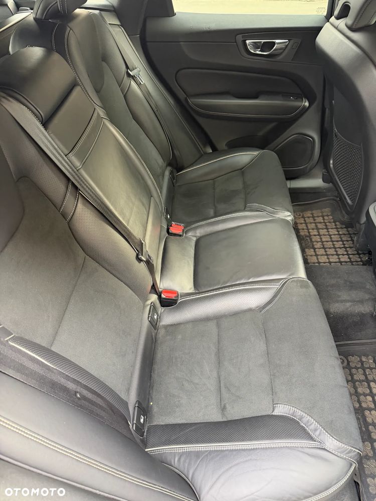 Volvo XC 60 D4 R-Design - 7