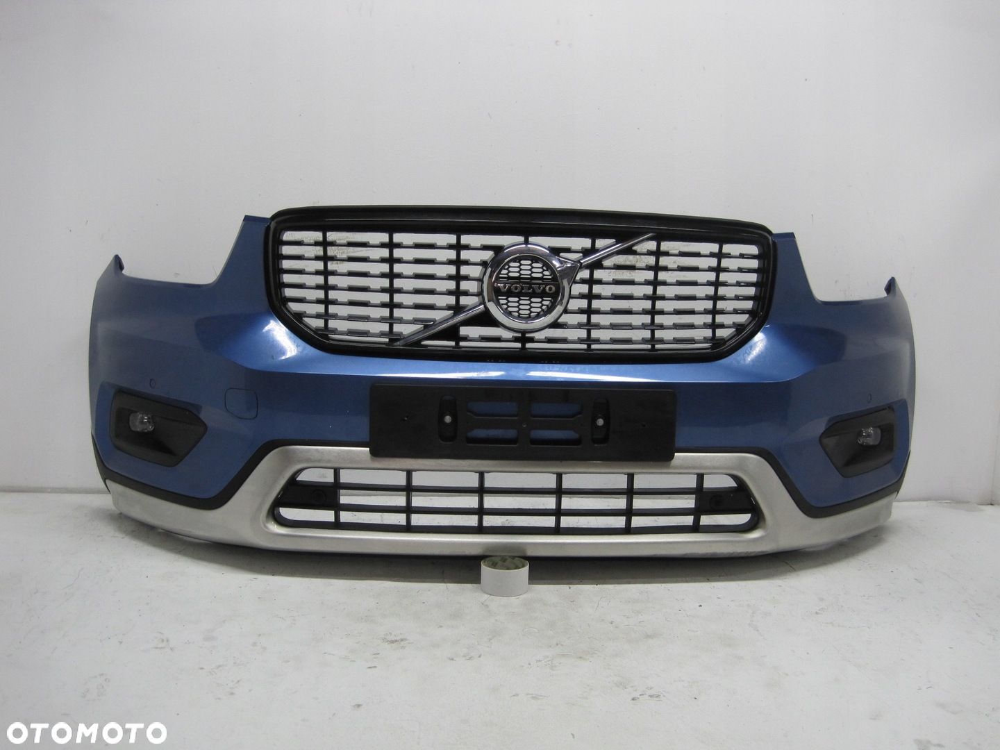 ZDERZAK VOLVO XC40 4 PDC 18r PRZÓD PRZEDNI - 1