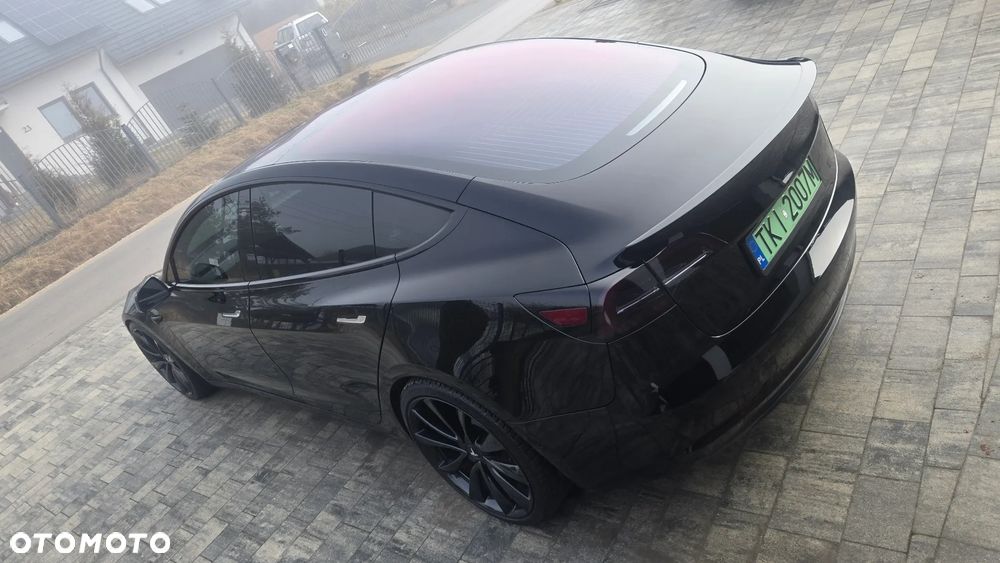 Tesla Model 3 Langstreckenbatterie Allradantrieb Dual Motor Performance - 7