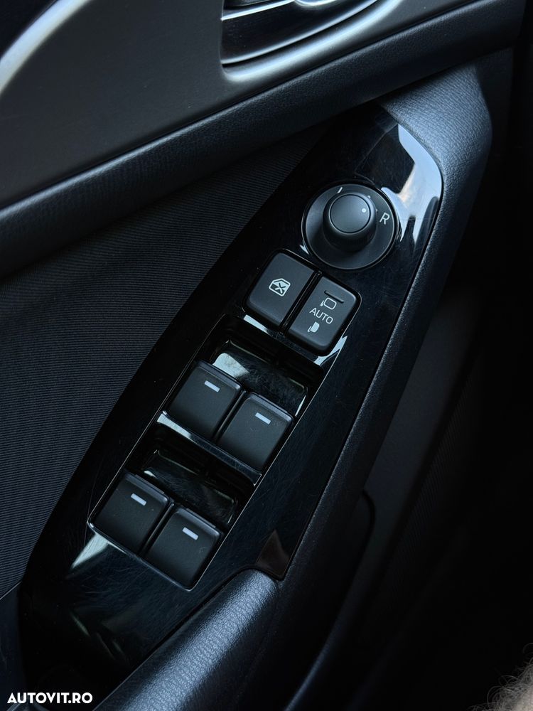 Mazda 3 - 13