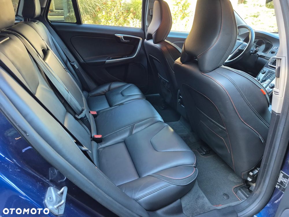 Volvo V60 D3 Drive-E Ocean Race - 18