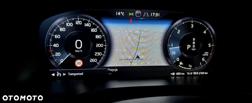 Volvo XC 40 D3 Momentum - 24