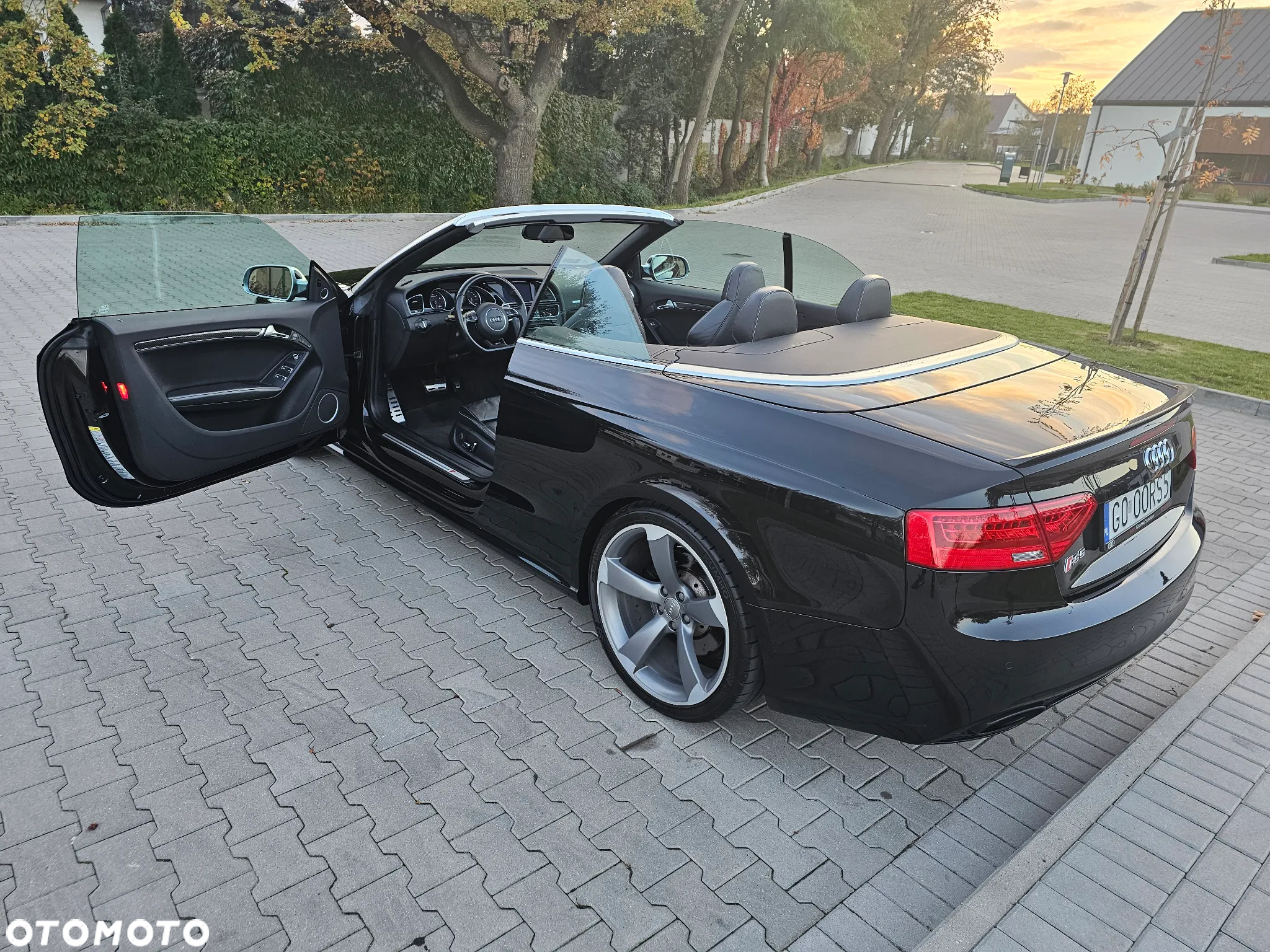 Audi RS5 Cabrio S tronic - 34