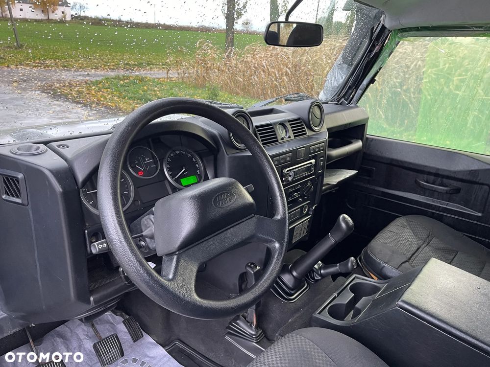 Land Rover Defender 110 DPF Station Wagon Adventure - 9