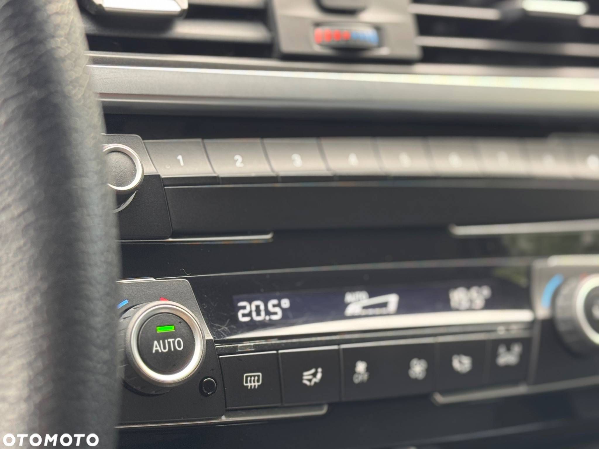 BMW Seria 3 318i - 18