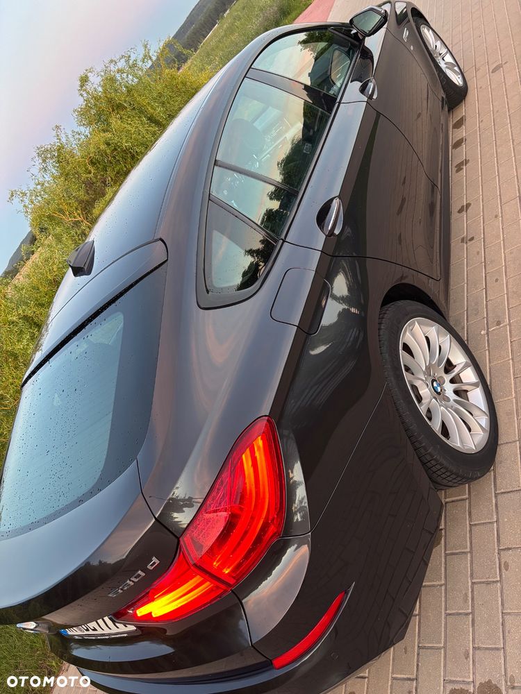 BMW 5GT 530d xDrive - 12