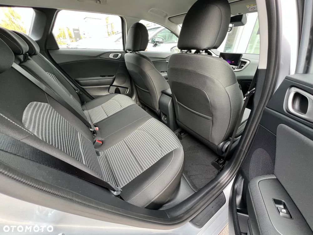 Kia Ceed 1.5 T-GDI M DCT - 15