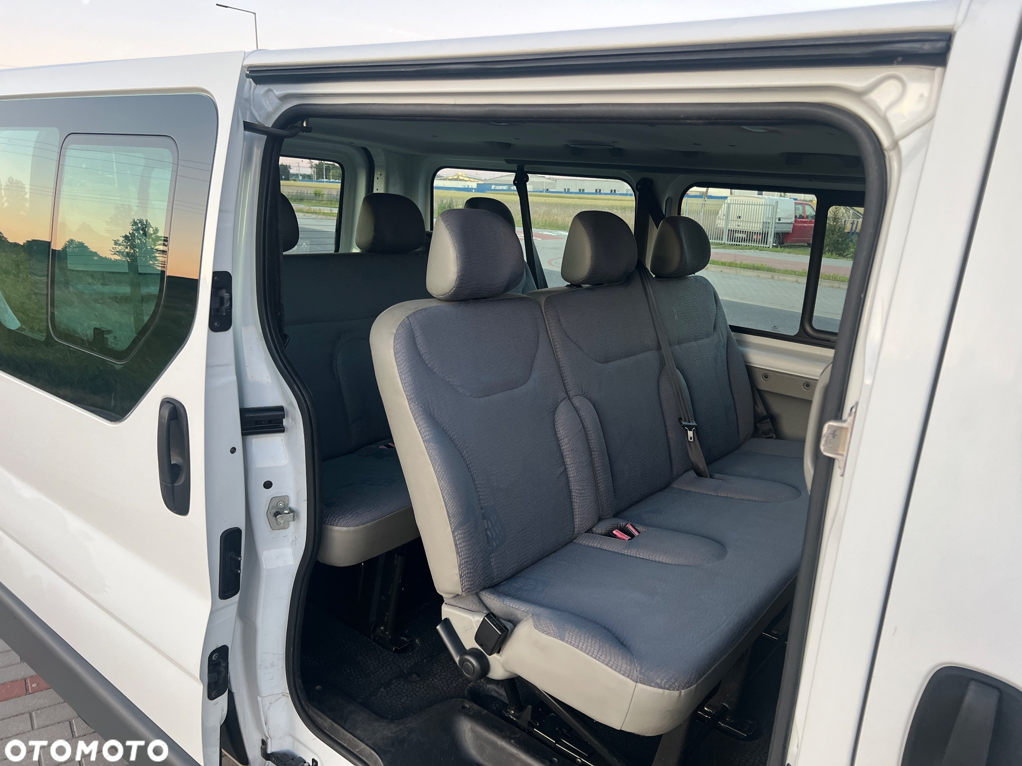 Renault Trafic dCi L2H1 Pack - 12