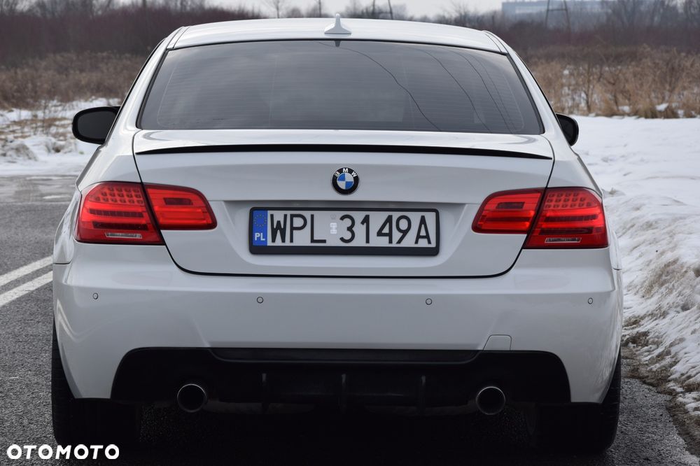 BMW Seria 3 335i M Sport Edition - 5