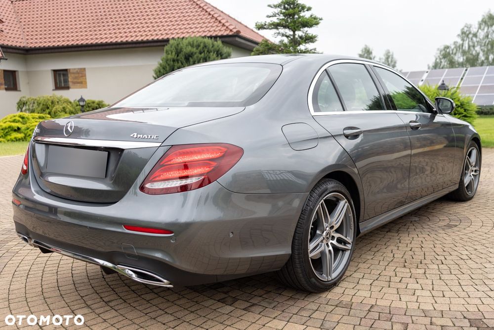 Mercedes-Benz Klasa E 220 d 4-Matic Business Edition 9G-TRONIC - 6