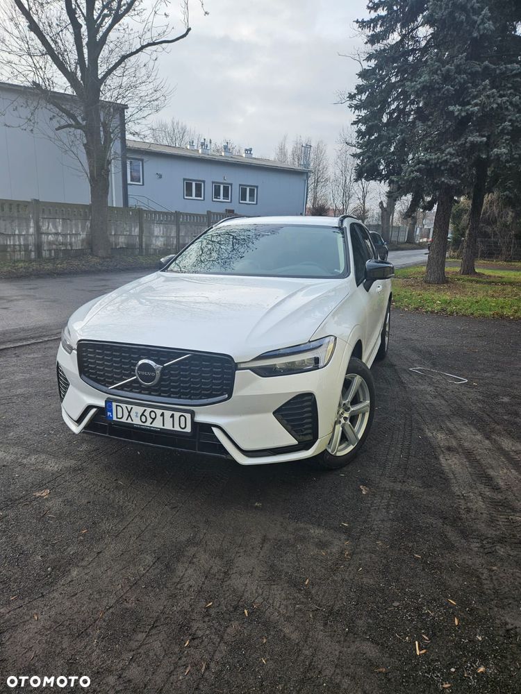 Volvo XC 60 B4 B Plus Dark - 8