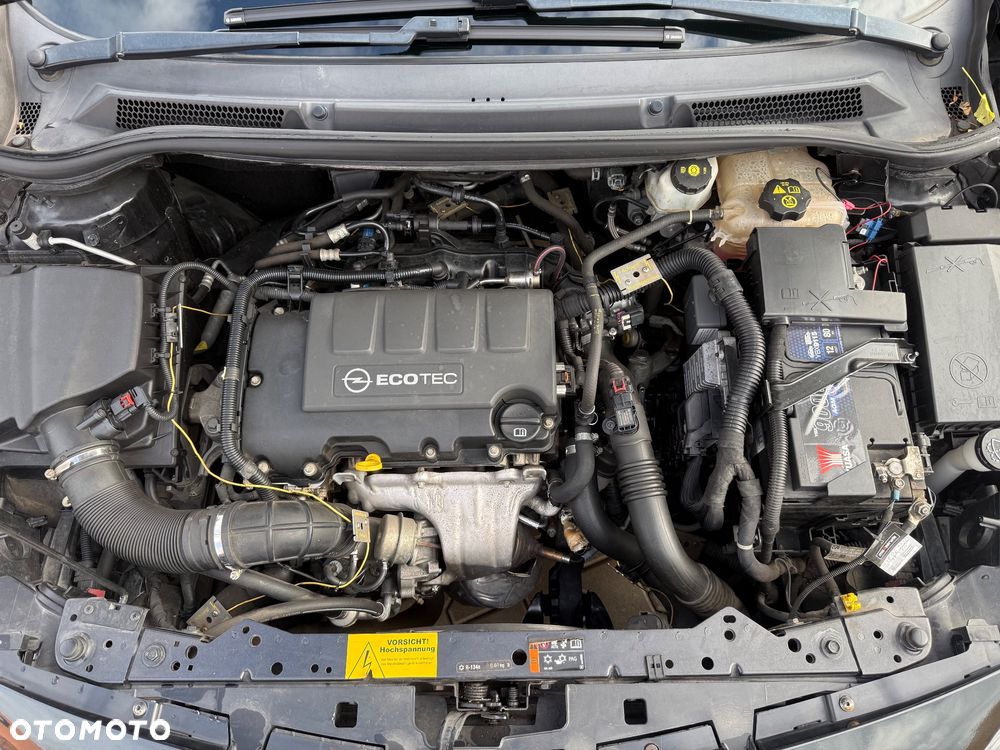 Opel Astra 1.4 T Sport S&S - 10