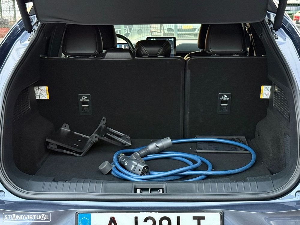 Ford Mustang Mach-E 75.7 kWh Premium AWD - 27