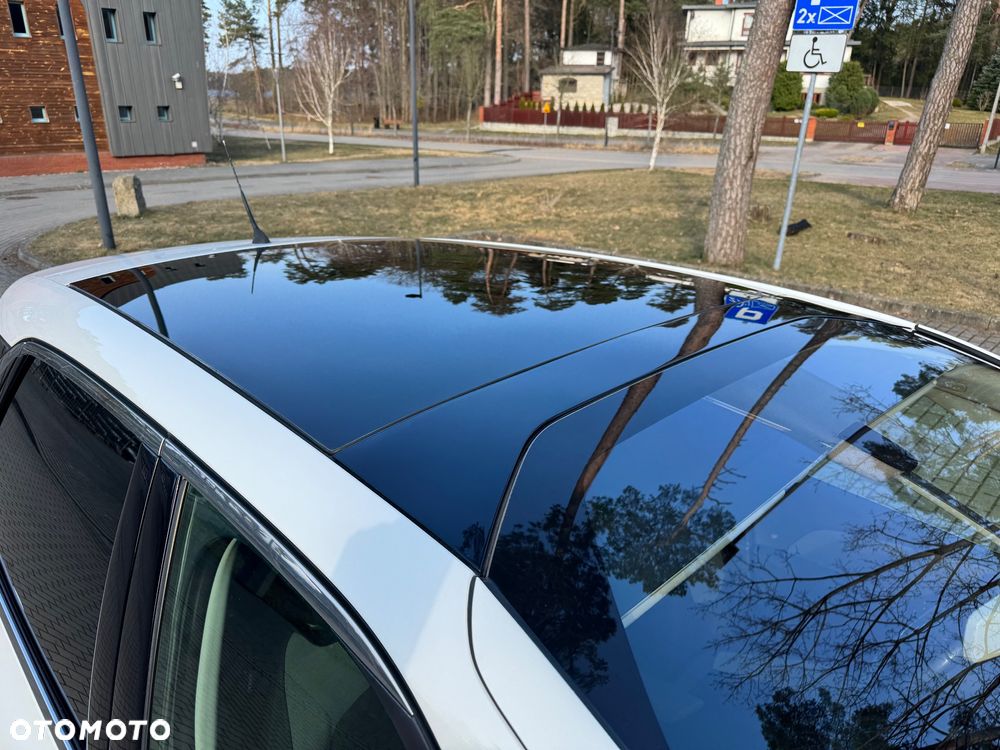 Citroën C4 Picasso e-HDi 115 Exclusive - 27