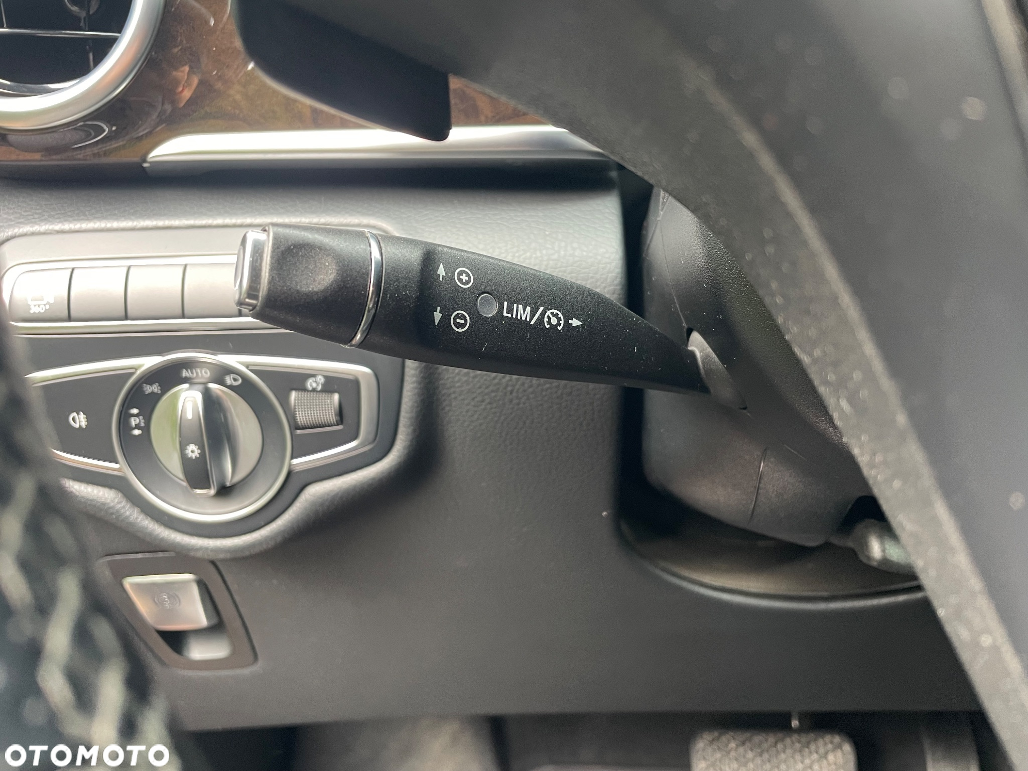 Mercedes-Benz Klasa V 250 (BlueTEC) d extralang 7G-TRONIC Avantgarde - 31