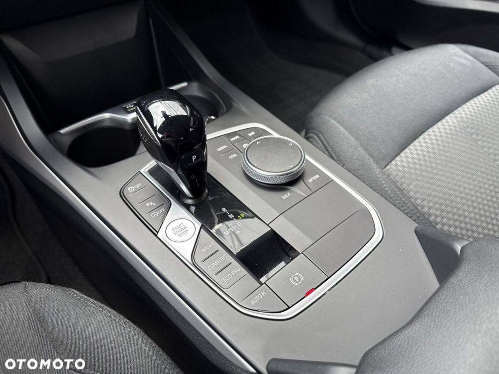 BMW Seria 1 - 13