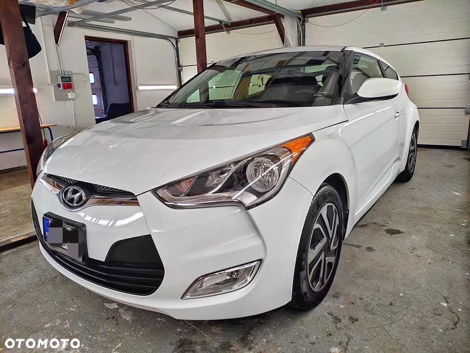 Hyundai Veloster 1.6 DCT Style - 1