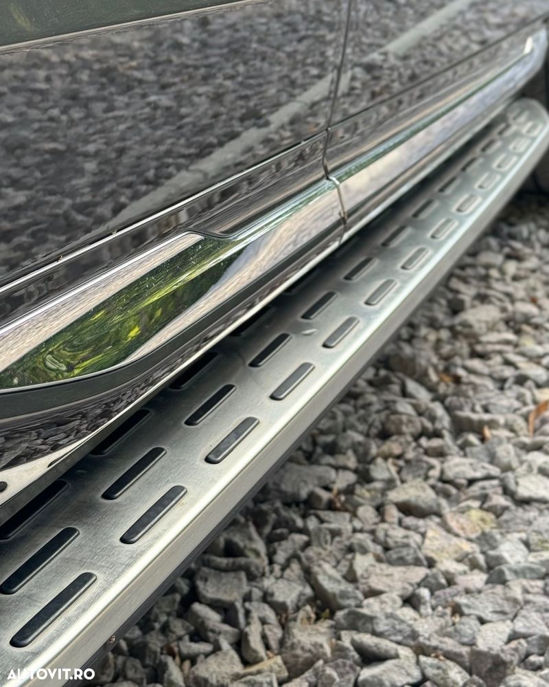 Volvo XC 60 - 8