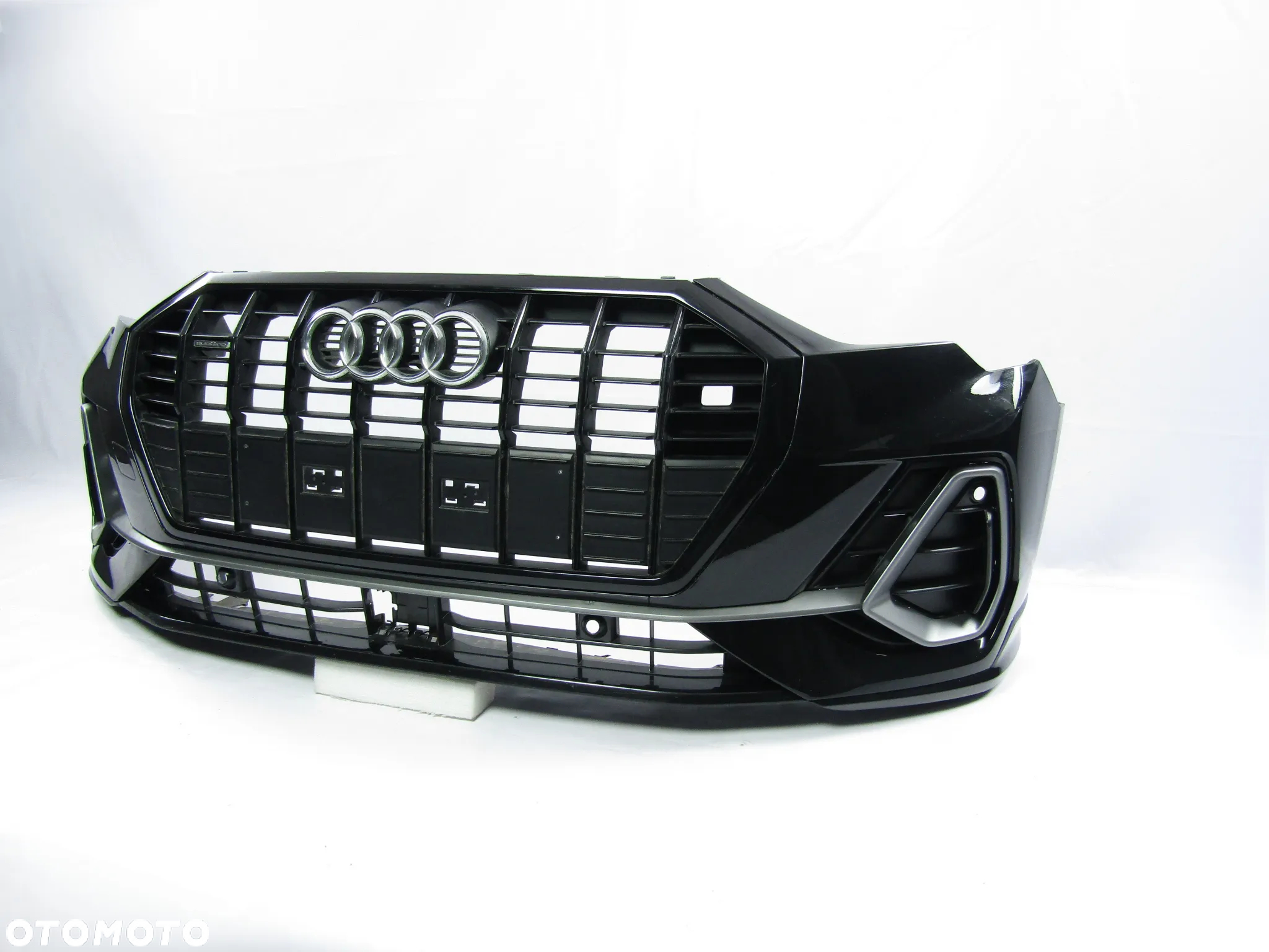 Zderzak przedni Audi Q3 18 - 23 Pdc-4 Lakier LY9T - 10