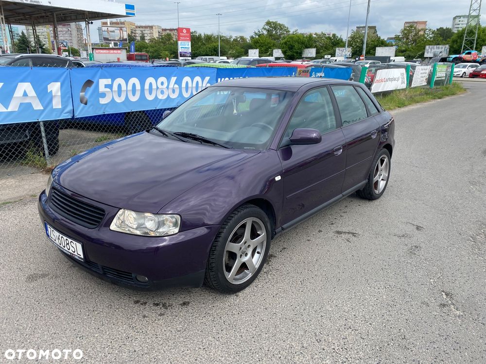 Audi A3 Sportback 1.8 Ambiente - 11