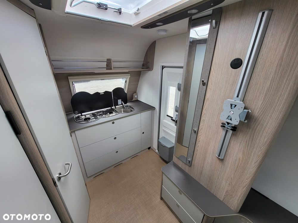 Burstner Premio Plus 410 TS - 12